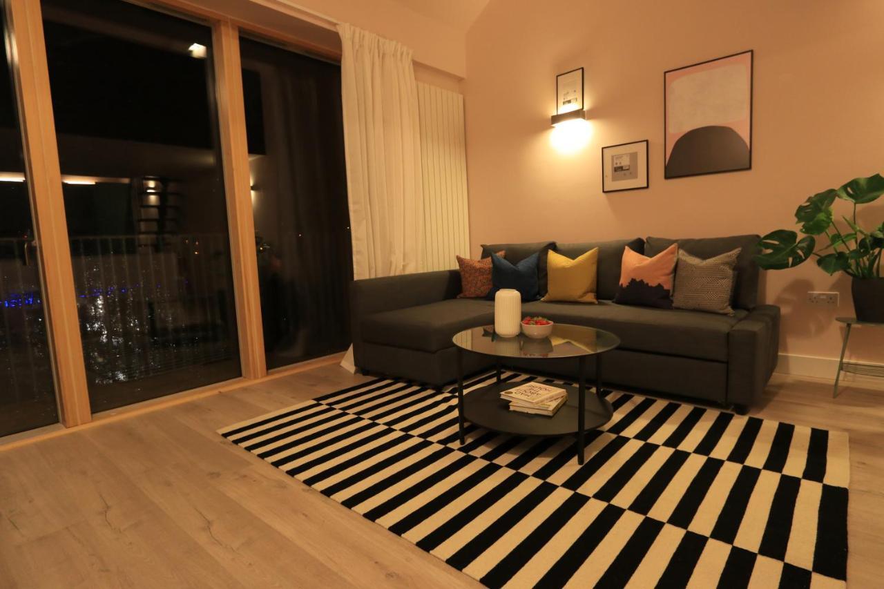 Ecohome On The Canal In A Historic Site Near City كوفنتري المظهر الخارجي الصورة