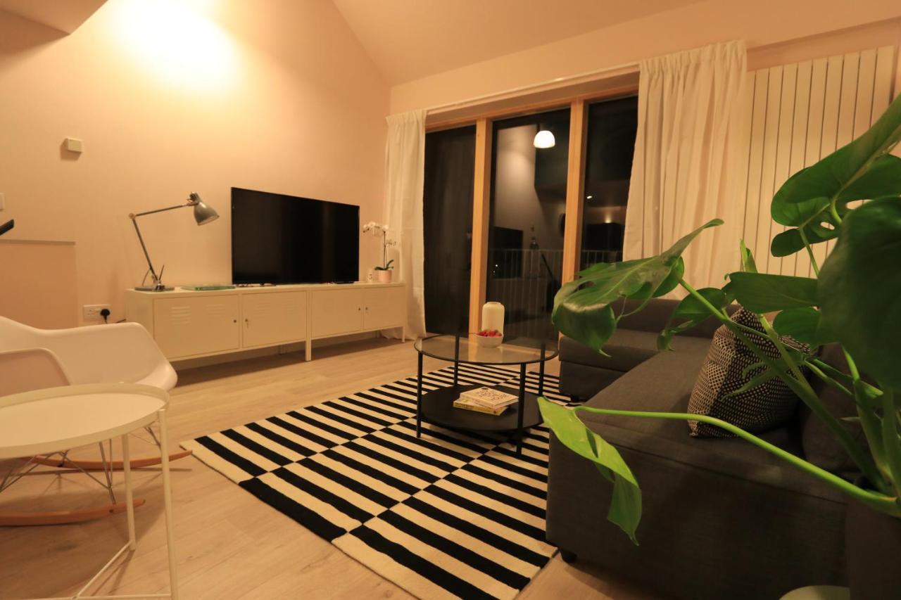Ecohome On The Canal In A Historic Site Near City كوفنتري المظهر الخارجي الصورة